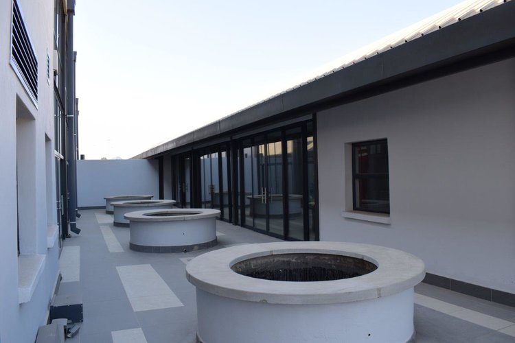 Commercial & Industrial Buildings