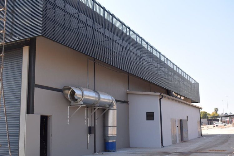 Commercial & Industrial Buildings
