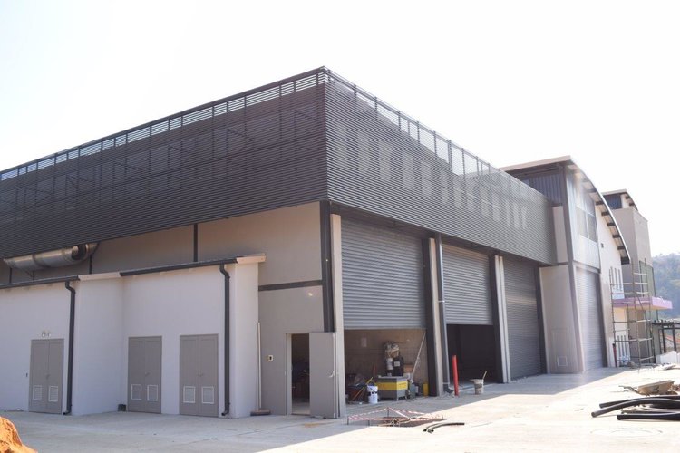 Commercial & Industrial Buildings