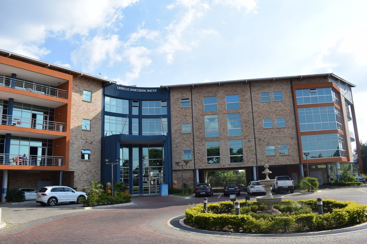 Commercial & Industrial Buildings